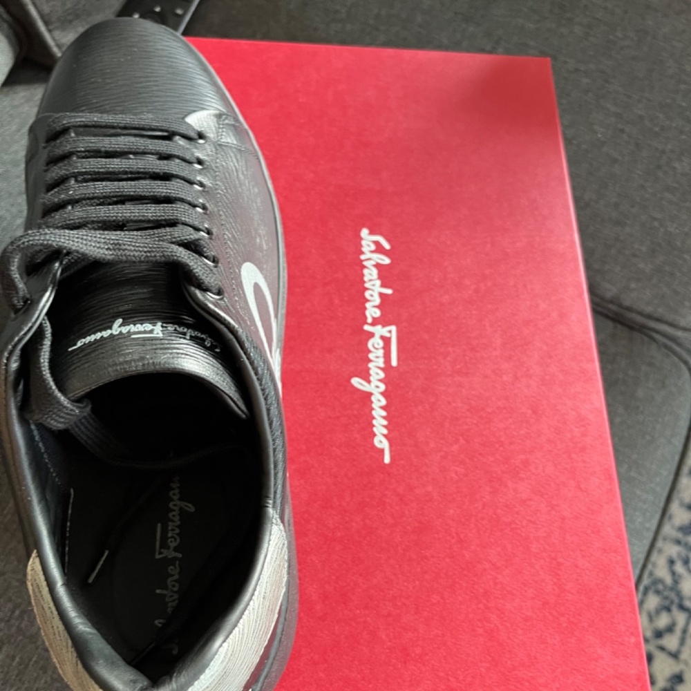 New Salvatore Ferragamo Low Top Sneakers - Picture 6 of 6